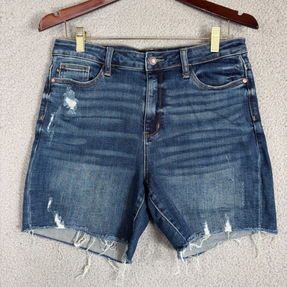 Judy Blue Shorts Womens L Blue JB150051 Distressed Raw Hem Denim Jean Shorts